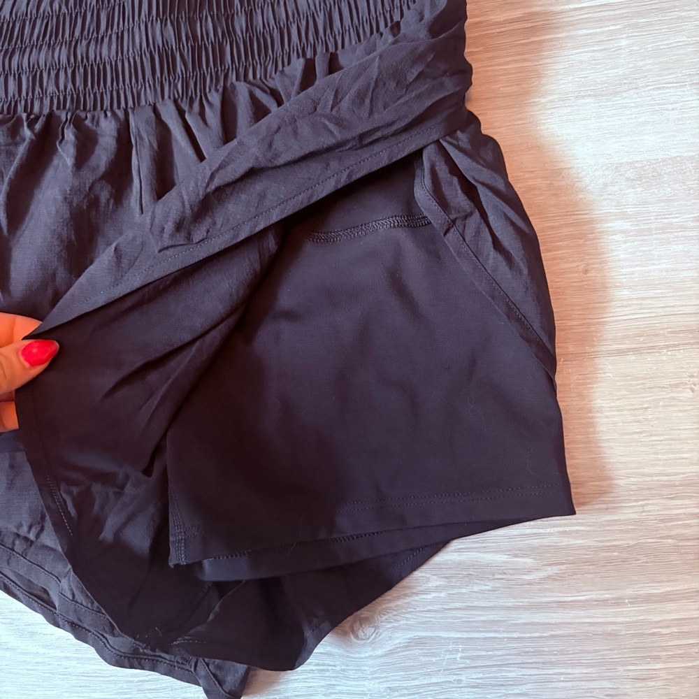 All In Motion Active Wear Shorts Black Sz XS - Picture 2 of 4